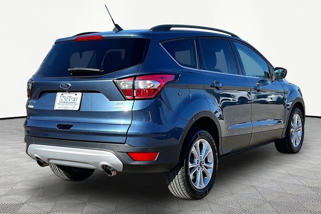 Used 2018 Ford Escape SE with VIN 1FMCU0GDXJUC19077 for sale in Kansas City