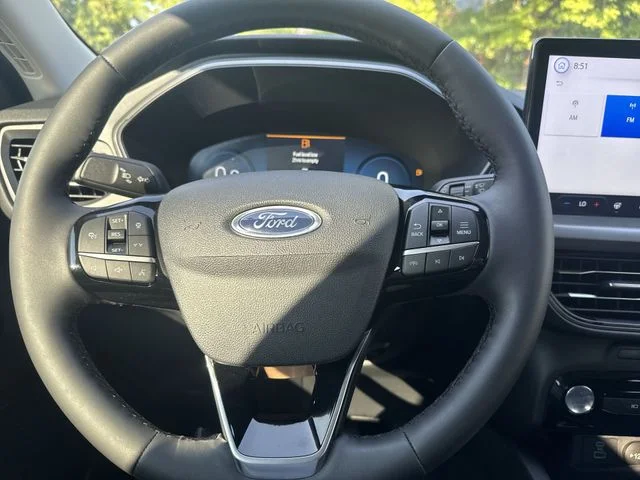 Used 2023 White Ford Active image 18