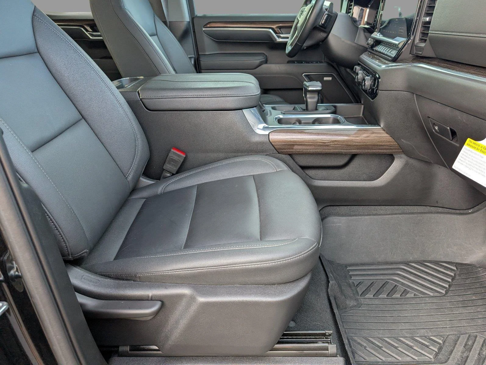 Used 2025 Black Chevrolet RST image 41