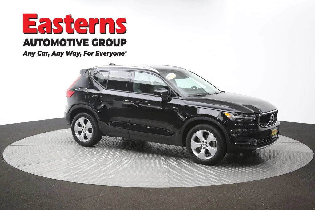 Used 2019 Black Volvo Momentum image 46