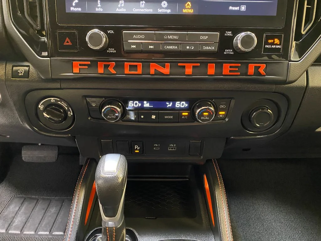 Used 2025 Green Nissan PRO-4X image 41