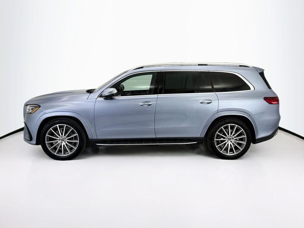 New 2026 MANUFAKTUR Light Blue Met Mercedes-Benz GLS 450 image 8