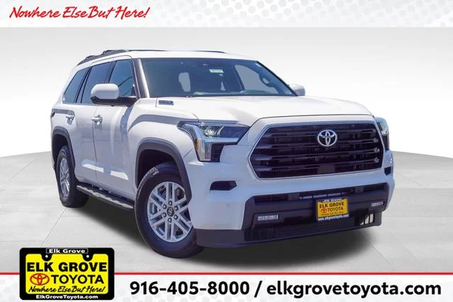 2026 Toyota Sequoia SR5 4WD i-FORCE MAX Hybrid's photo