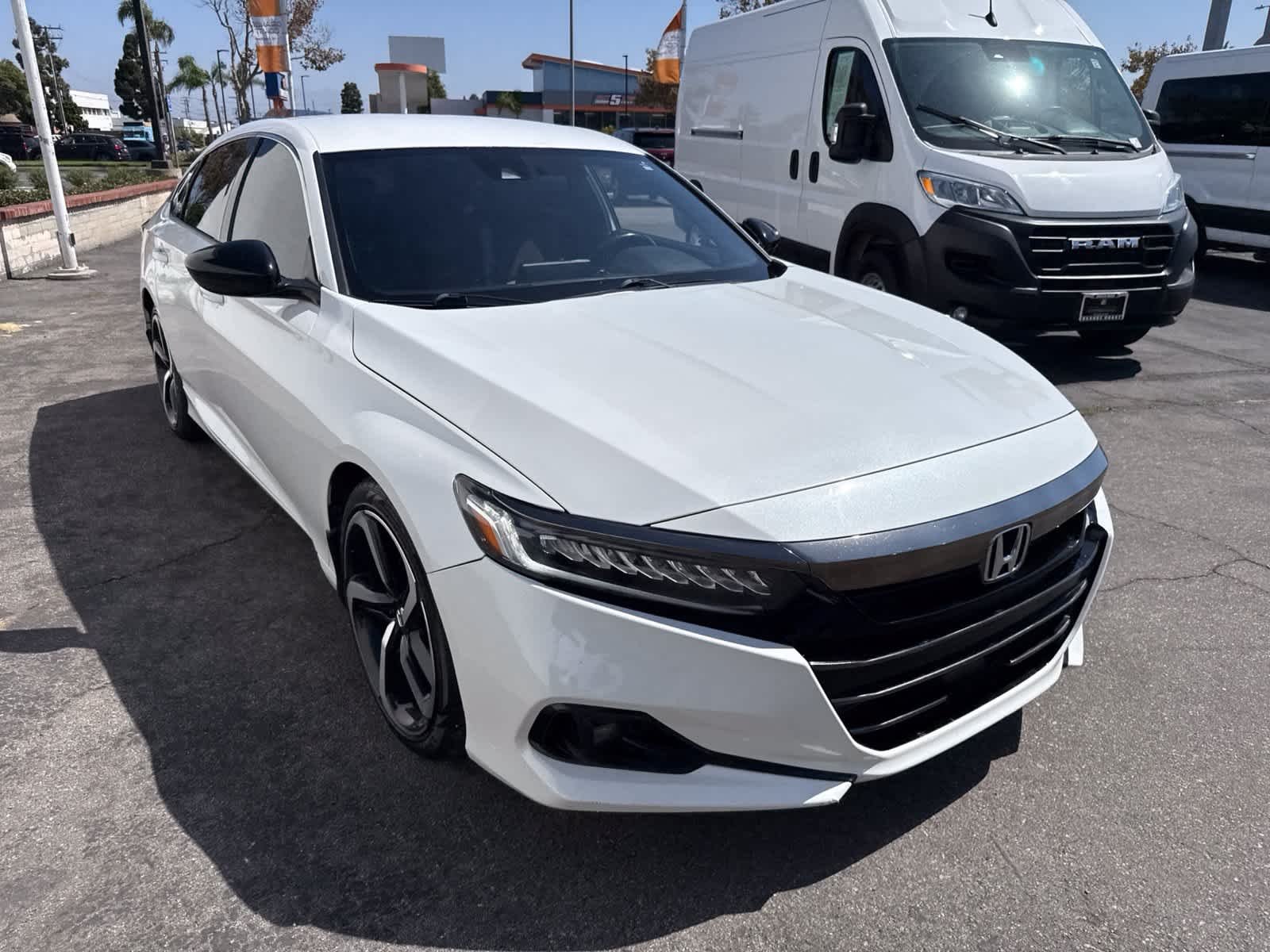 Used 2022 Platinum White Pearl Honda Sport image 8