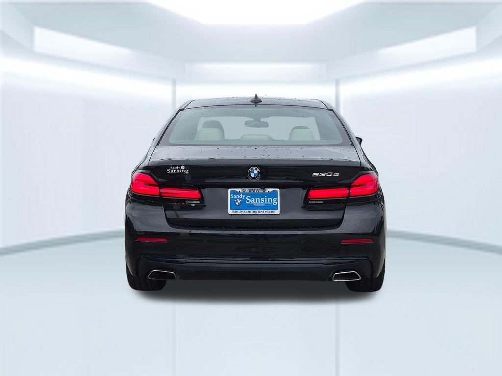 Used 2021 Black BMW 530e iPerformance image 4