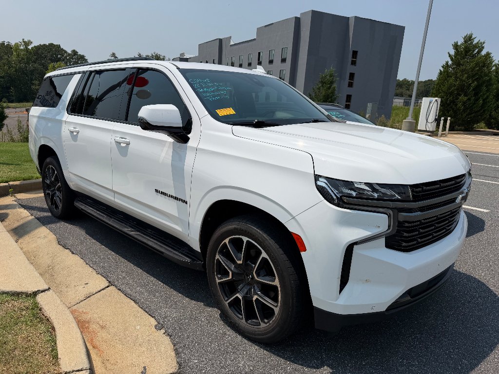 Used 2022 SUMMIT WHITE Chevrolet RST image 5