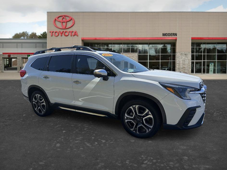 Used 2023 Crystal White Pearl Subaru Touring image 3