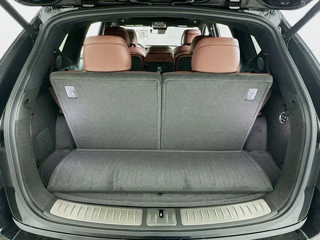 New 2026 Black Genesis 3.5T Prestige image 25