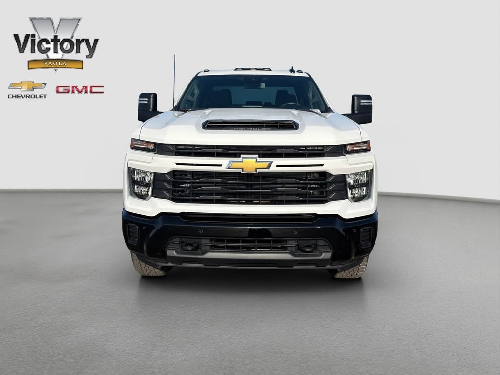 2026 Chevrolet Silverado 2500 HD Custom - Photo 2