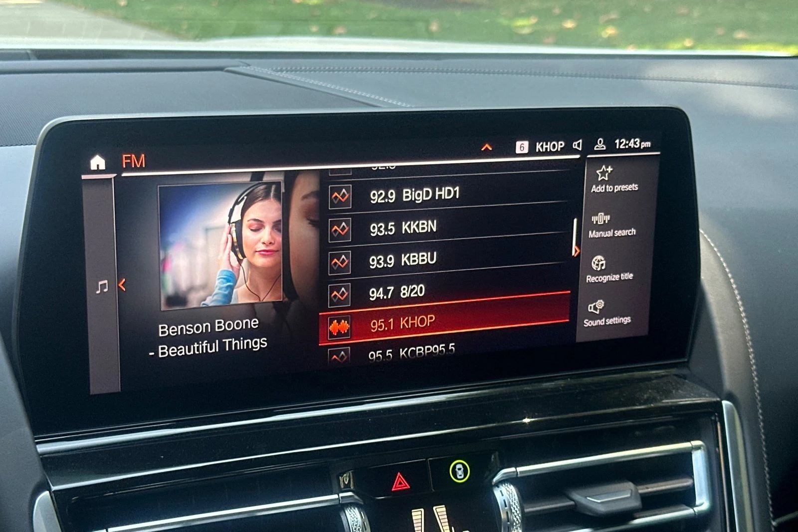 2026 BMW 8 Series 840i - Photo 13