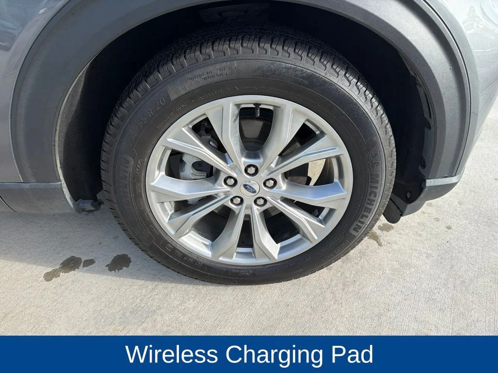 Used 2024 Gray Metallic Ford XLT image 13