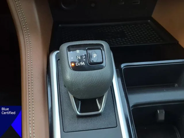 Used 2025 Black Nissan Platinum image 27