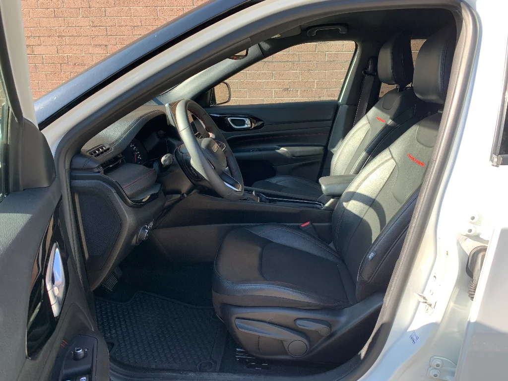 Used 2025 Bright White Clearcoat Jeep Trailhawk image 14