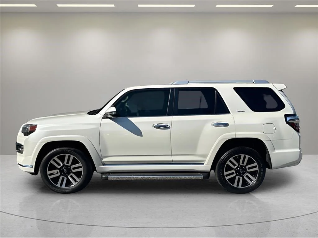 Used 2022 Blizzard Pearl Toyota Limited image 2