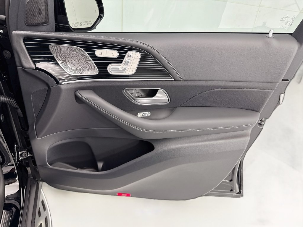 New 2027 Black Mercedes-Benz  image 24