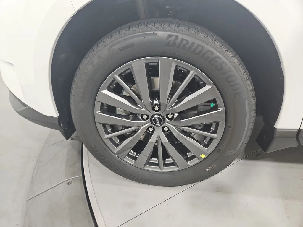 New 2026 Everest White Pearl TriCoat Nissan SL image 28