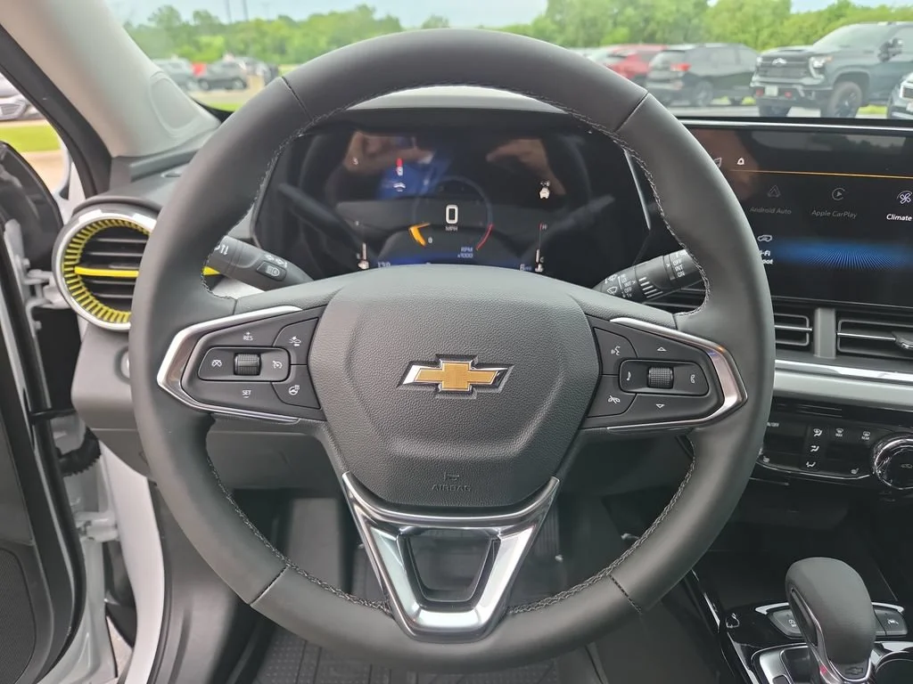 2026 Chevrolet Trax LT - Photo 11
