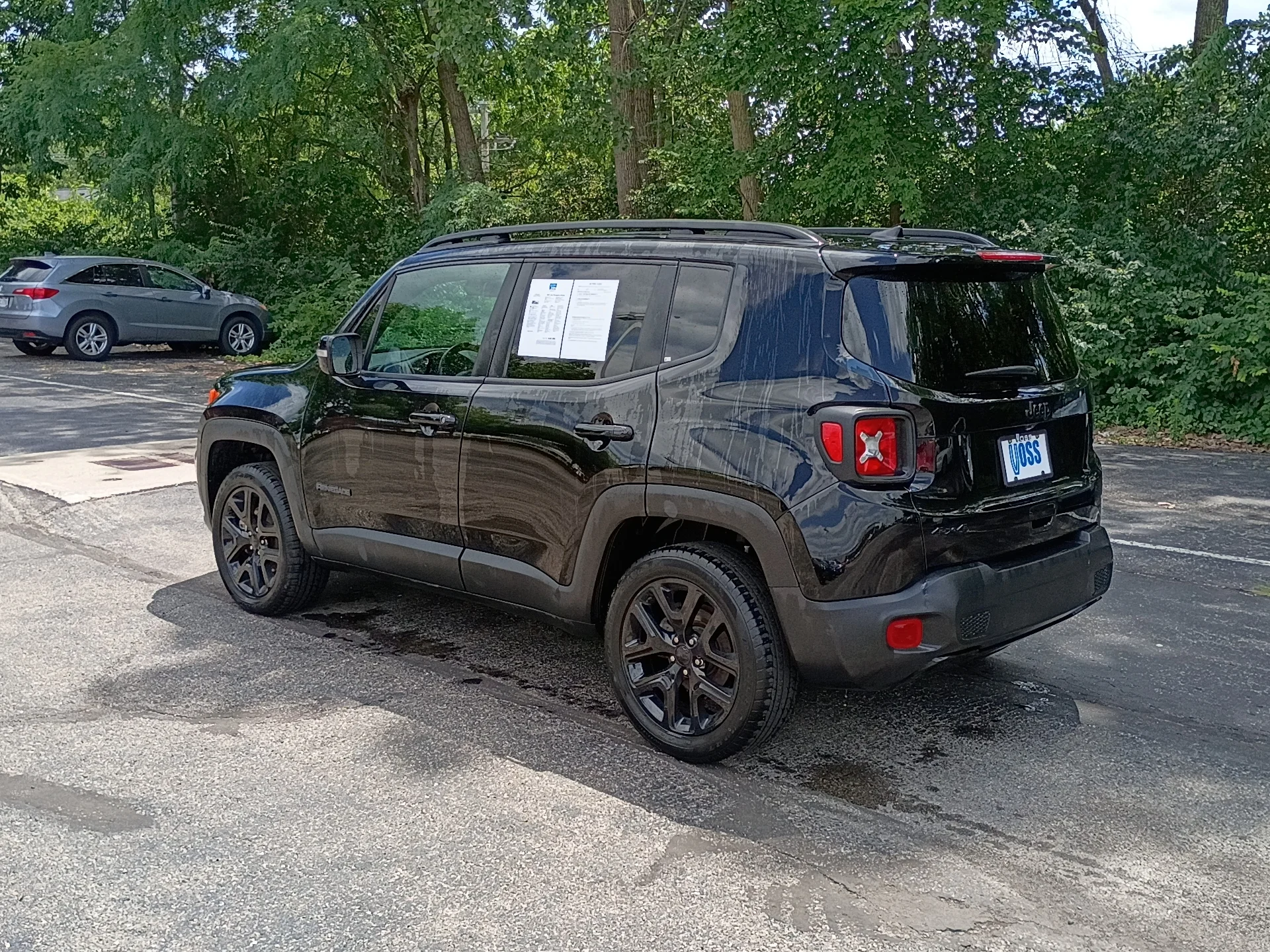 Used 2022 Black Clear Coat Jeep Altitude image 5