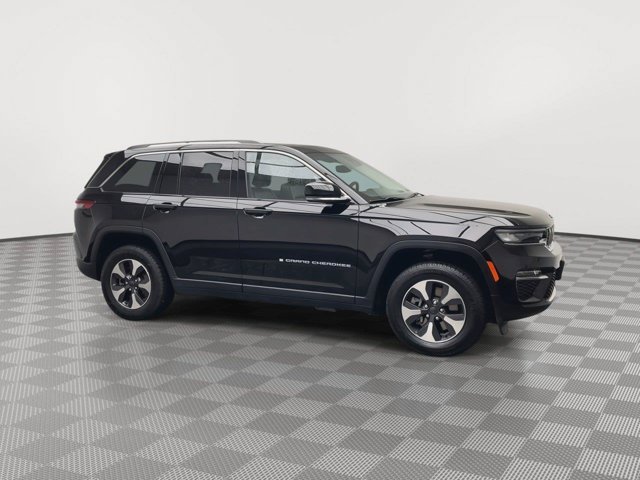 Used 2023 Diamond Black Crystal Pearlcoat Jeep 4X4 image 43