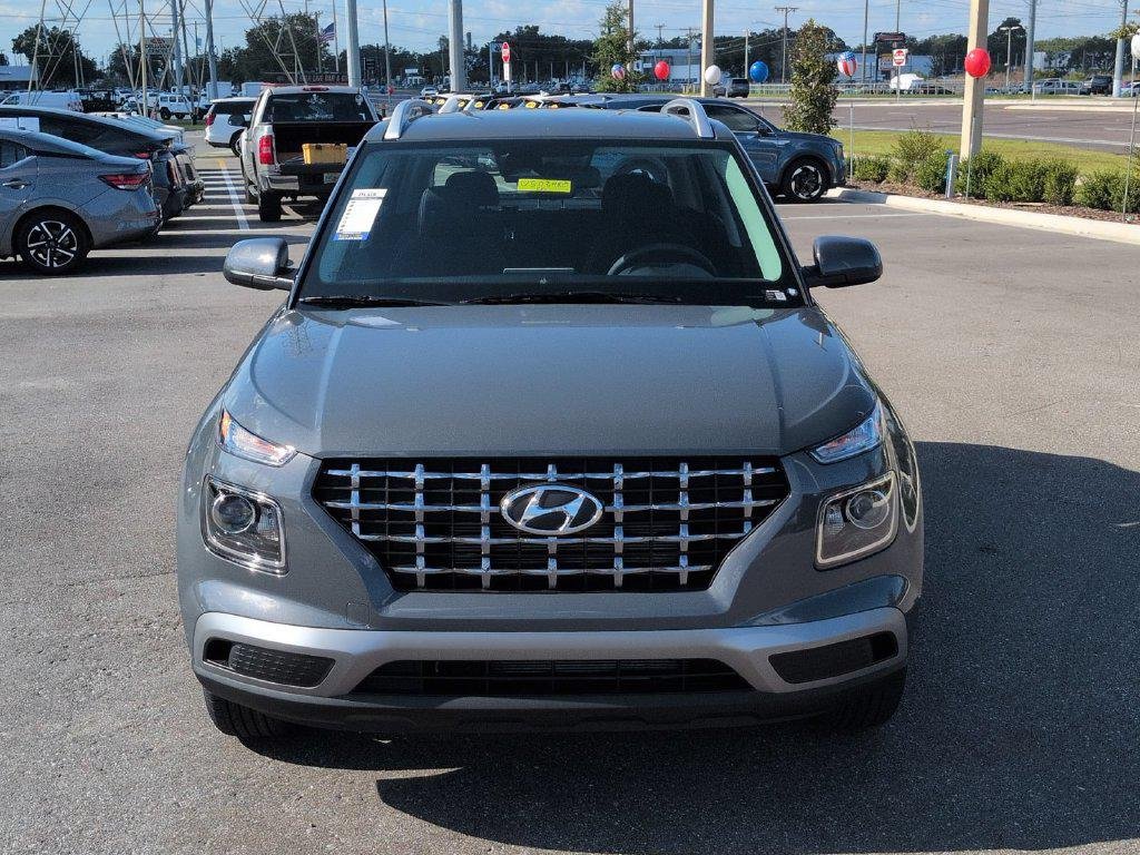New 2026 Gray Hyundai SEL image 3