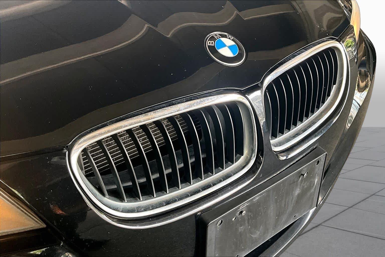 Used 2011 Jet Black BMW 328i image 28
