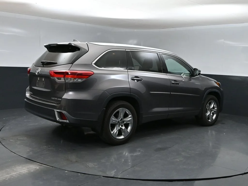 Certified Used 2019 Gray Toyota Limited image 3