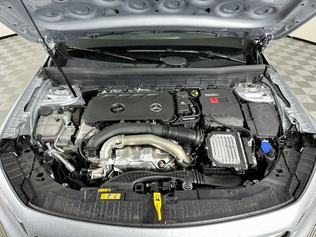 New 2026 Cirrus Silver Metallic Mercedes-Benz GLB 250 image 62