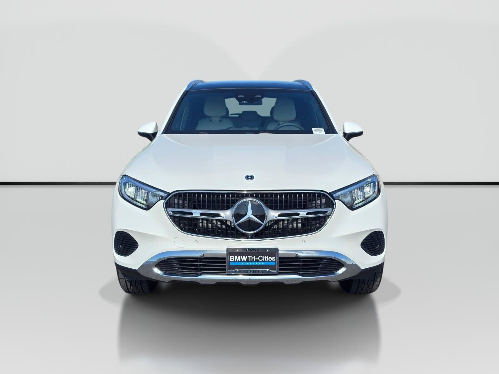 Used 2025 Polar White Mercedes-Benz GLC 300 image 8