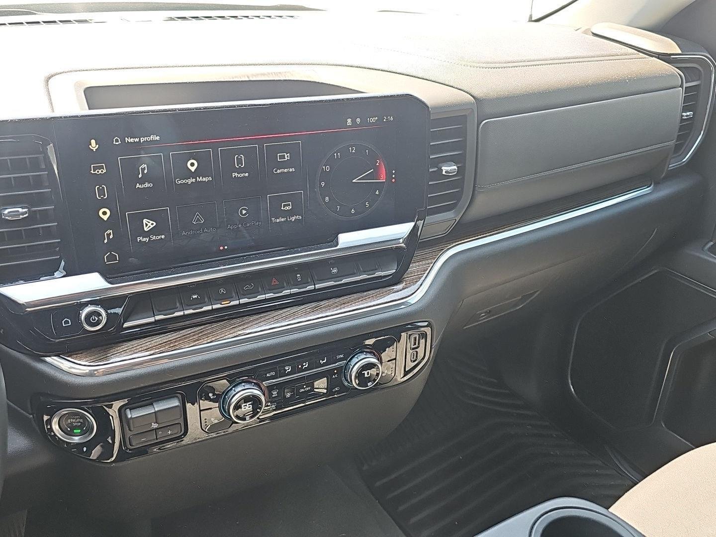 Used 2025 Summit White GMC Elevation image 16
