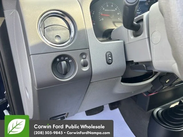 Used 2007 Blue Ford  image 14
