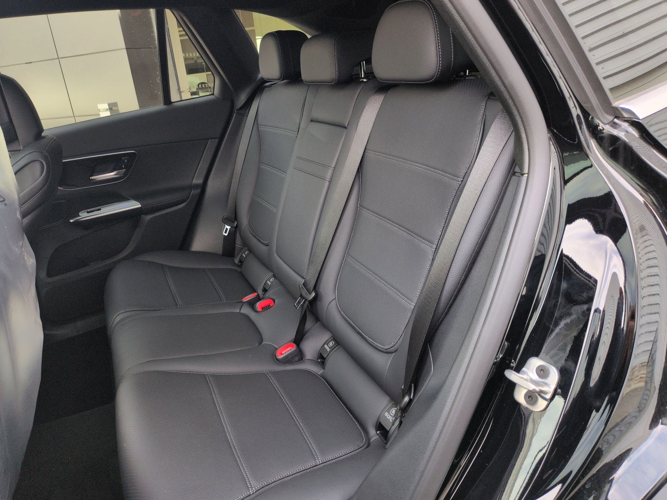 New 2026 Black Mercedes-Benz GLC 300 image 15