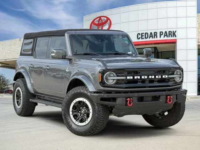 Used 2022 Gray Ford Outer Banks image 1