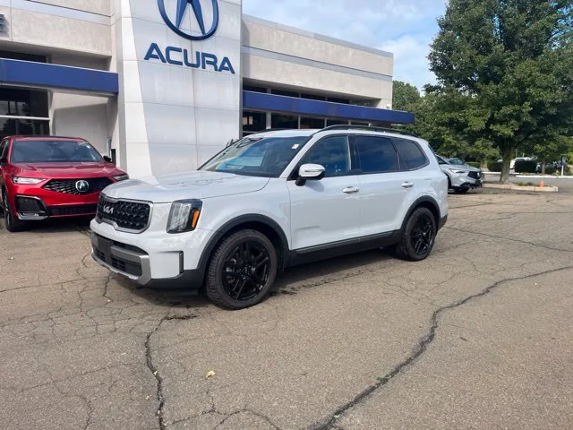 Used 2023 Gray Kia EX X-Line image 33