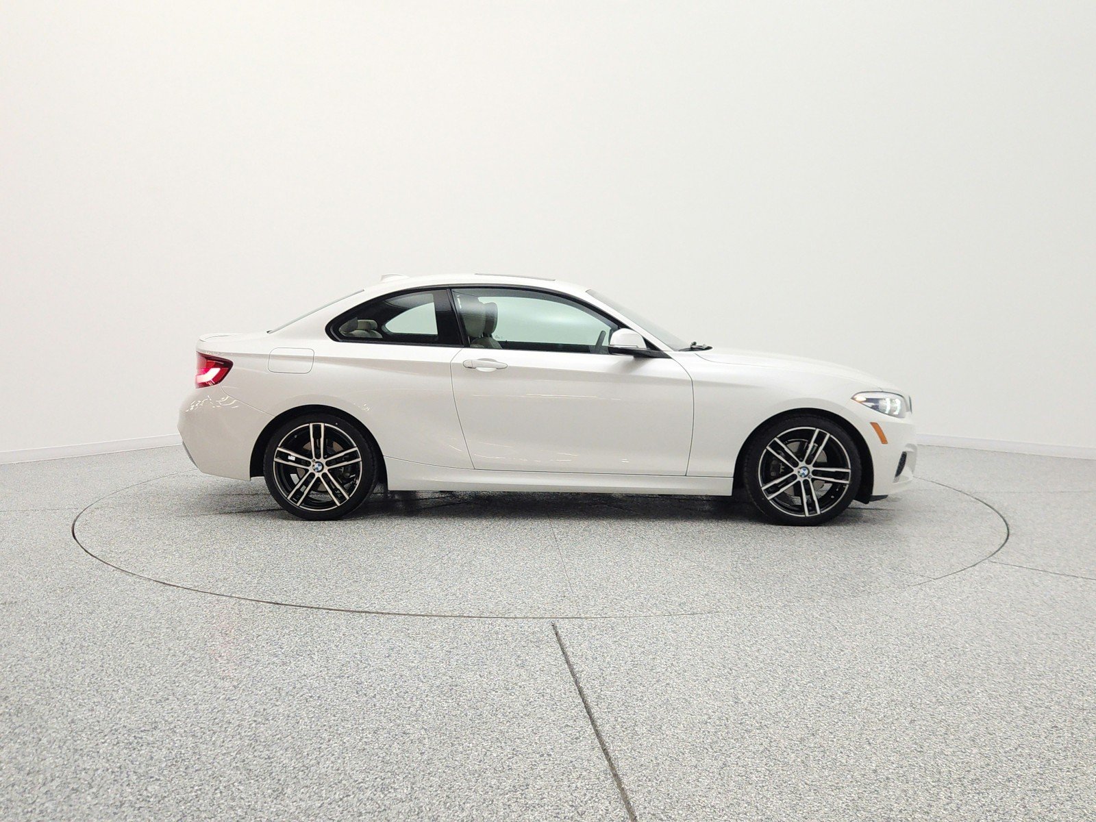 Used 2020 Mineral White Metallic BMW 230i Coupe image 4