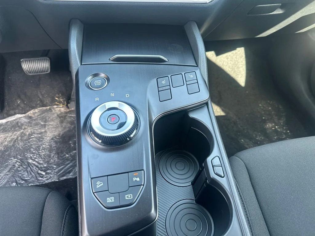 New 2027 White Kia S image 14