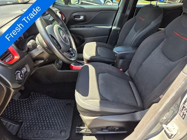 Used 2022 Gray Jeep Trailhawk image 9