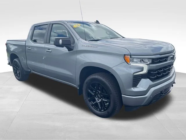 Used 2024 Gray Chevrolet RST image 8