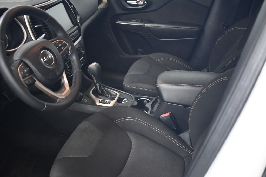 2016 Jeep Cherokee Latitude - Photo 27