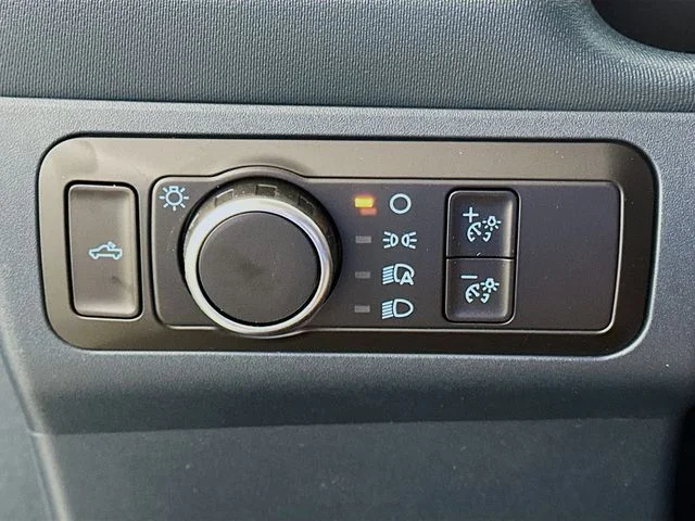 New 2026 White Ford XLT image 19