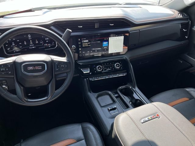 Used 2025 White GMC AT4 image 14