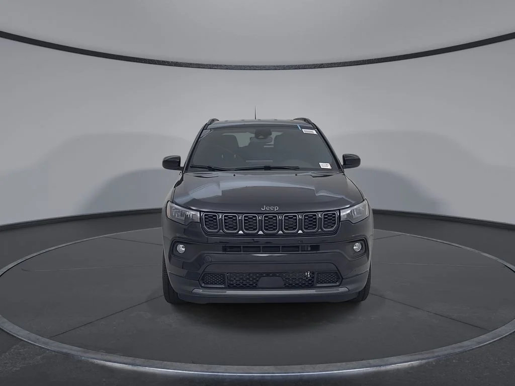 New 2026 Diamond Black Crystal Pearlcoat Jeep Latitude image 5