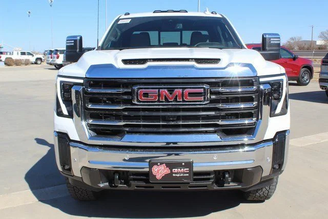 New 2026 White GMC SLT image 7