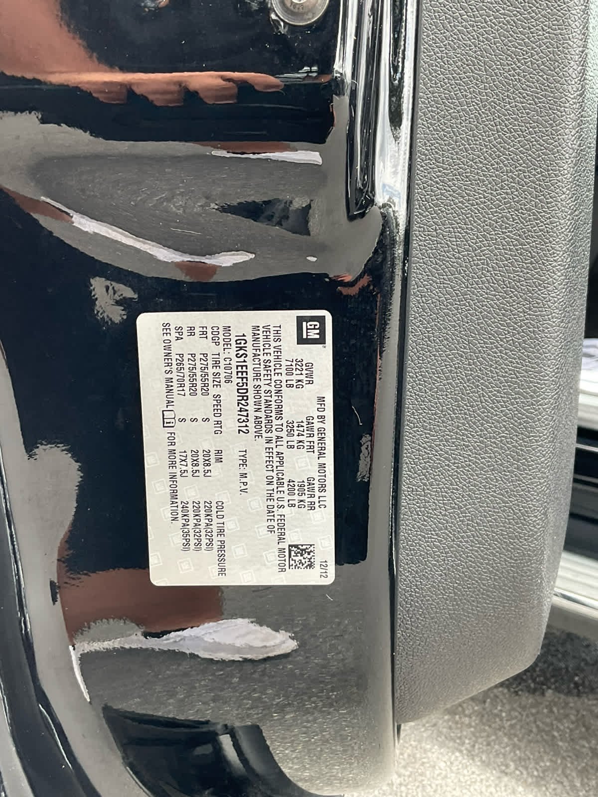 Used 2013 Onyx Black GMC Denali image 28