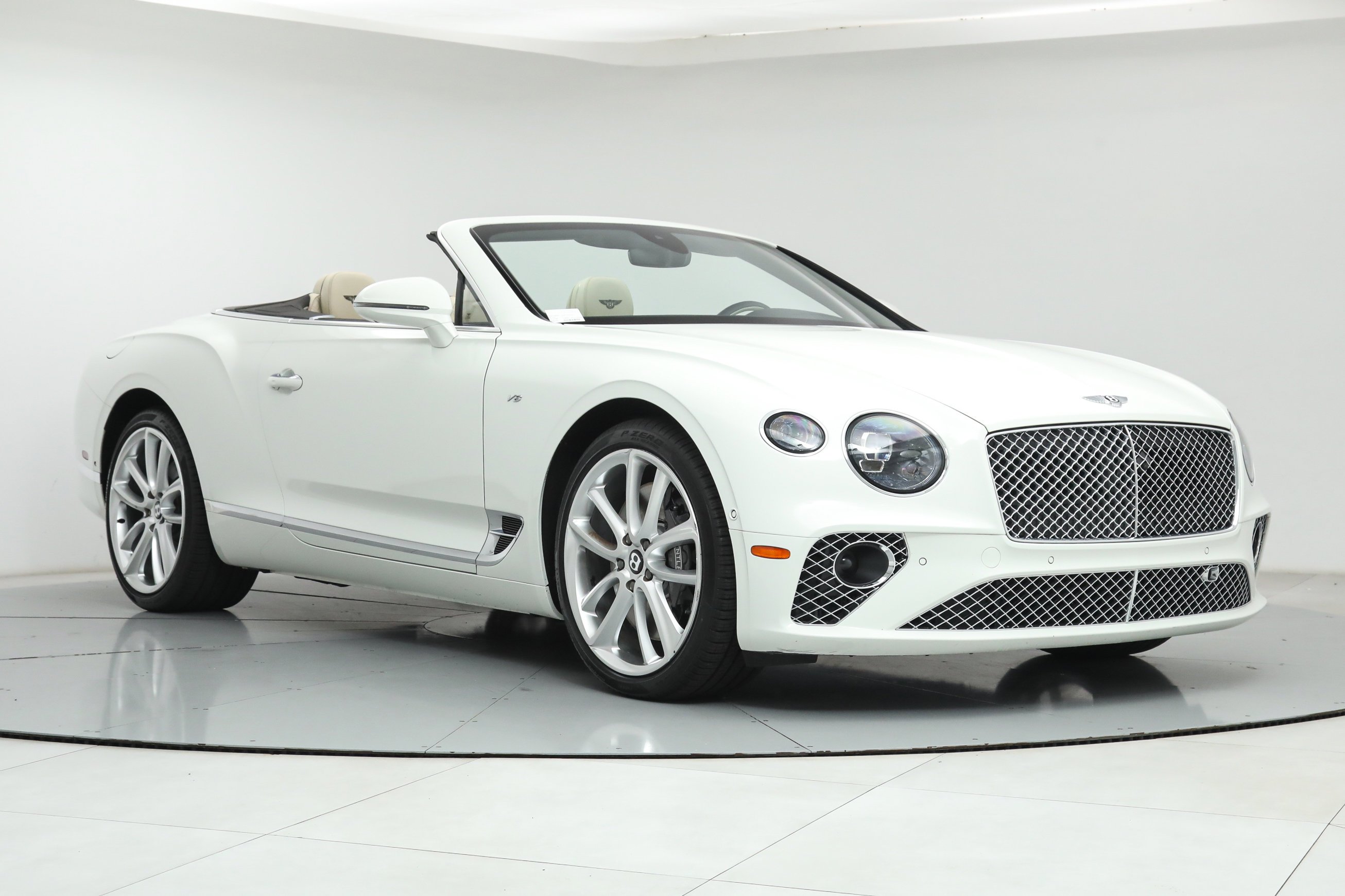 Used 2022 White Bentley GT V8 Convertible image 9