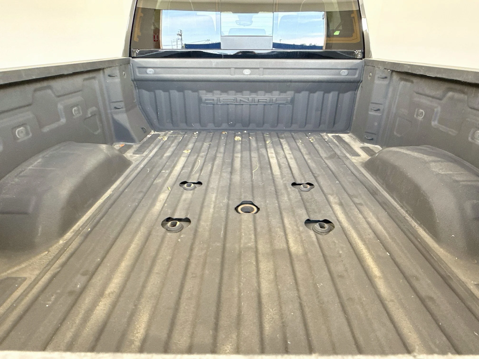 Used 2024 Onyx Black GMC Denali Ultimate image 29