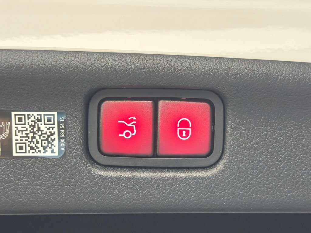 Certified Used 2024 Polar White Mercedes-Benz C 300 image 30