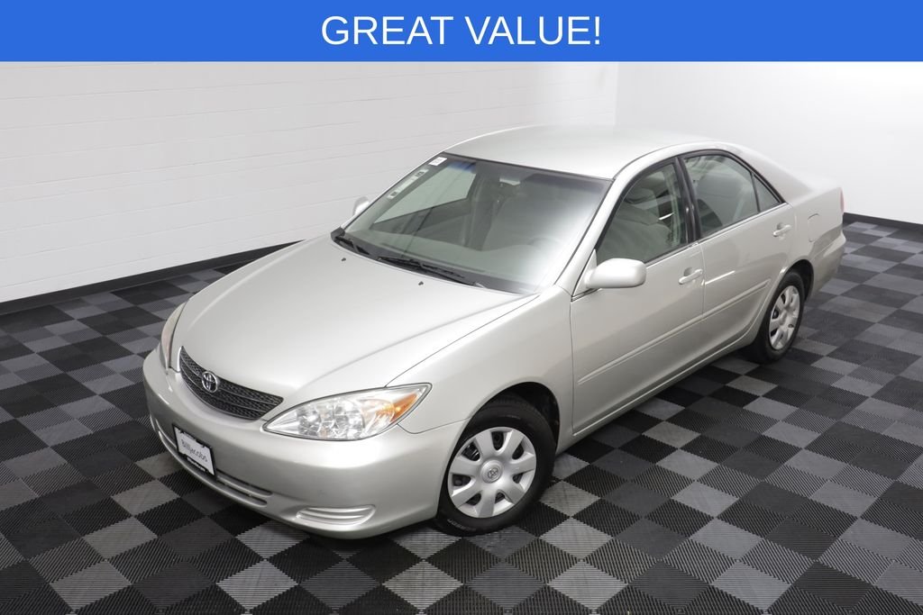 Used 2003 Toyota Camry LE with VIN 4T1BE32K93U726684 for sale in Naperville, IL