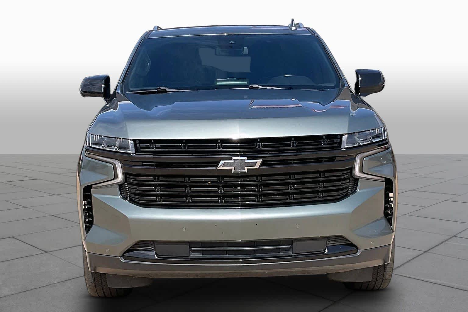 Used 2023 Silver Sage Metallic Chevrolet Premier image 4