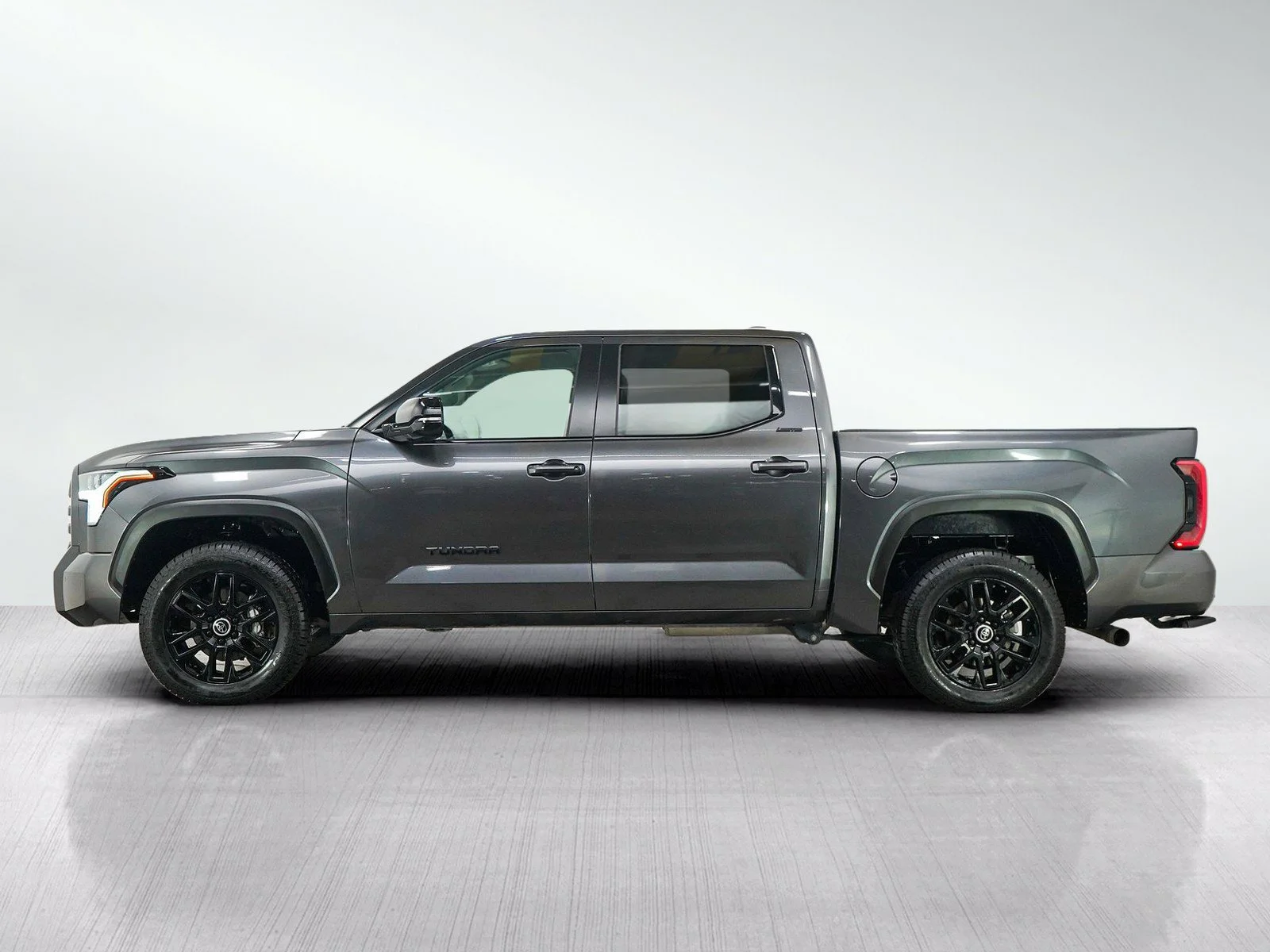 Used 2024 Toyota Tundra Limited with VIN 5TFWA5DB8RX185659 for sale in Minneapolis, Minnesota