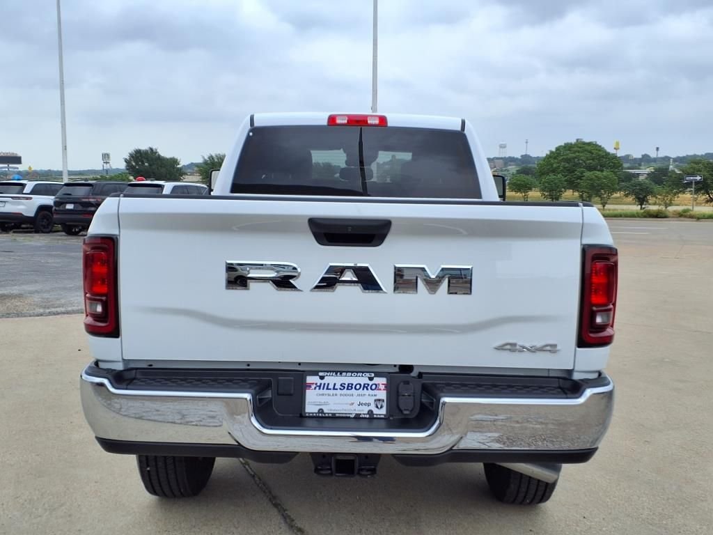 New 2025 Bright White Clear-Coat Exterior Paint RAM Tradesman image 6